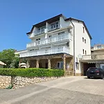 Mit Meerblick- 150 M Vom Entfernt By Interhome